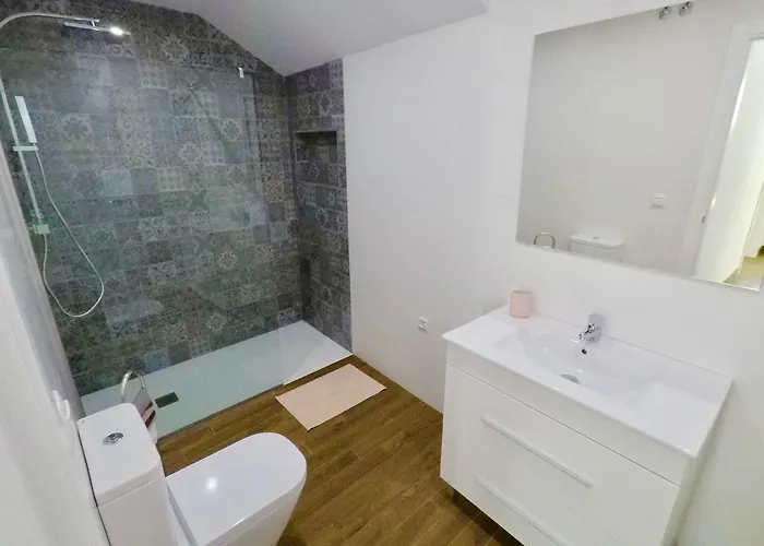 Manhattan Willa Nerja