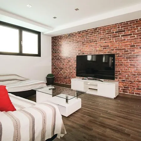 Manhattan Villa Nerja